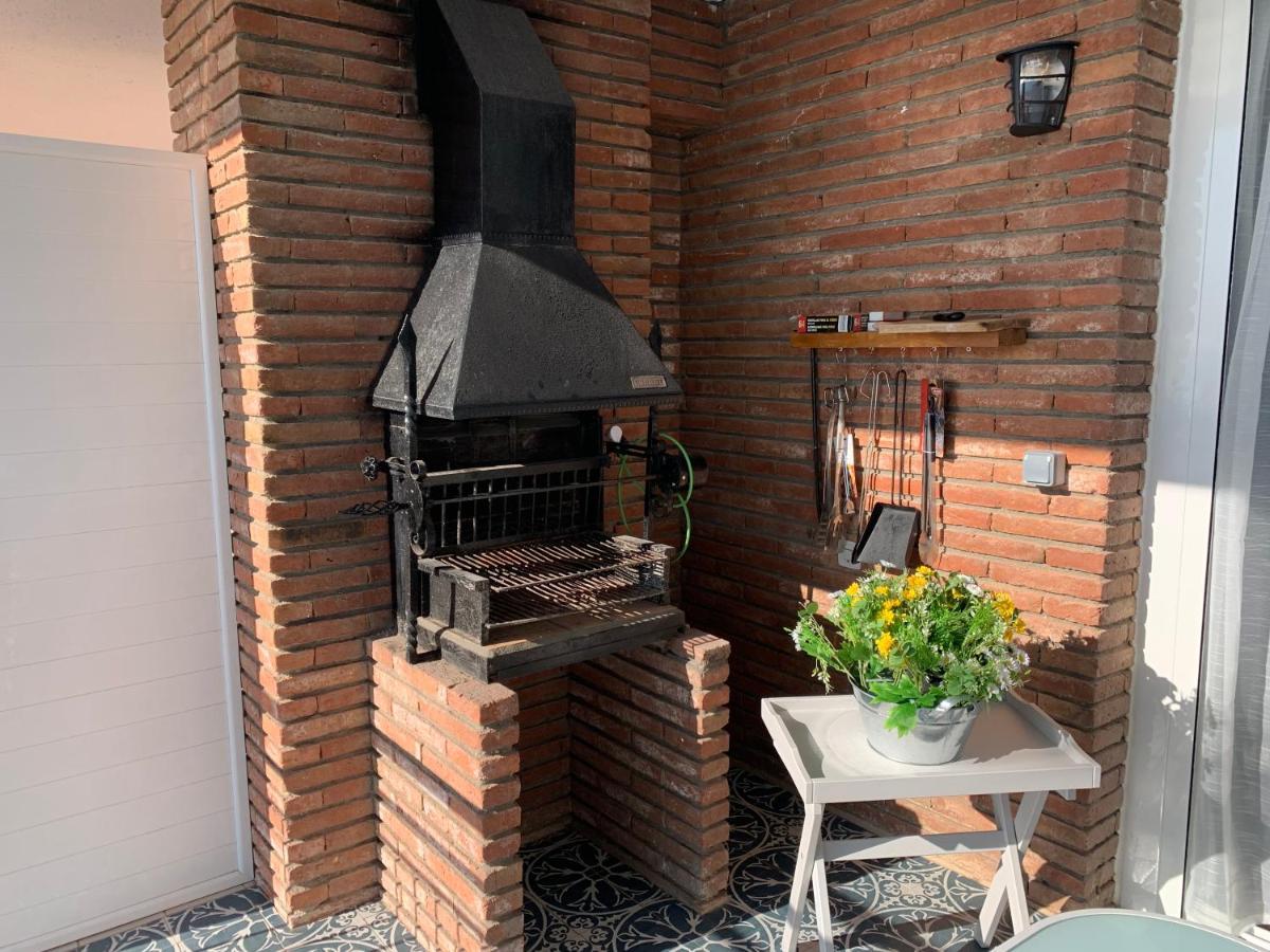 Appartamento Formentor Castelldefels Esterno foto